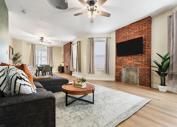 Ferienhaus Pet Friendly 6 Bedroom Free Parking 5 Min From Bakery Sq