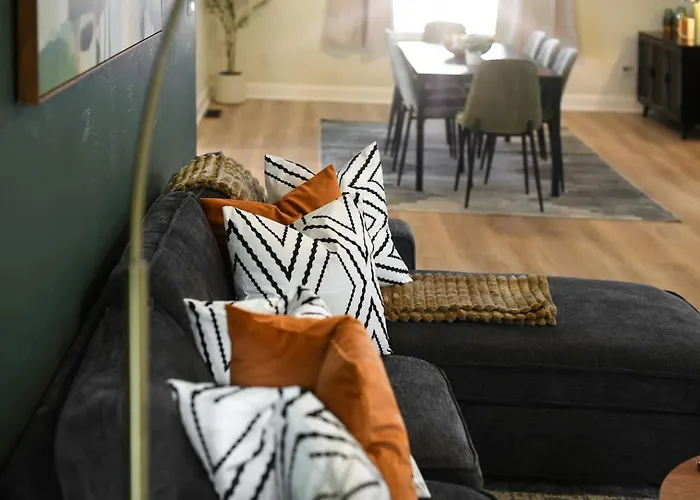 Pet Friendly 6 Bedroom Free Parking 5 Min From Bakery Sq Ferienhaus *