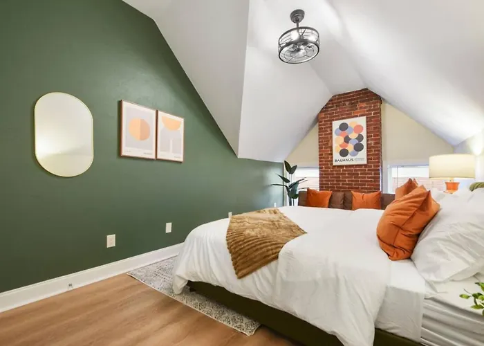 Pet Friendly 6 Bedroom Free Parking 5 Min From Bakery Sq Ferienhaus *
